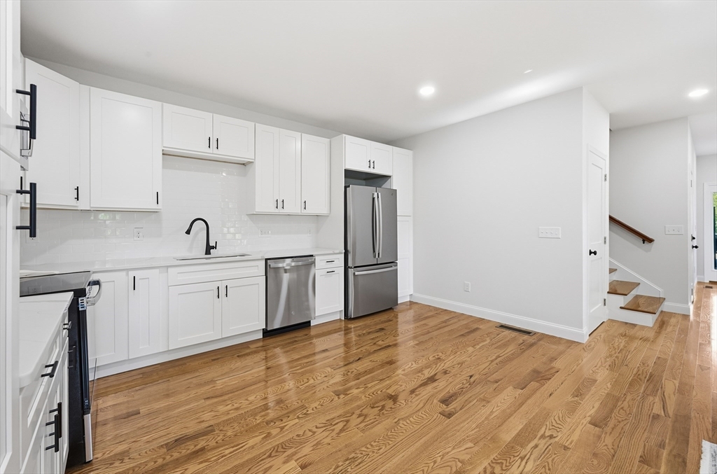 24 Nashua Road, Unit 1 Pepperell, MA 01463 - Photo 4 of 28