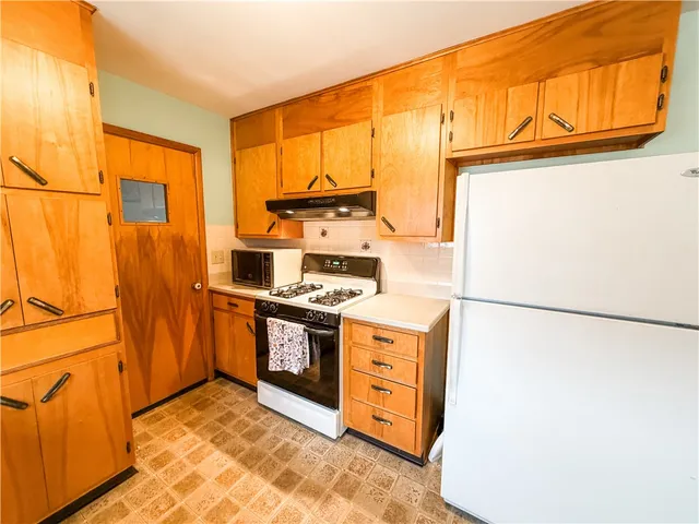 $249,000 | 93 Capitol Street, Auburn, NY 13021