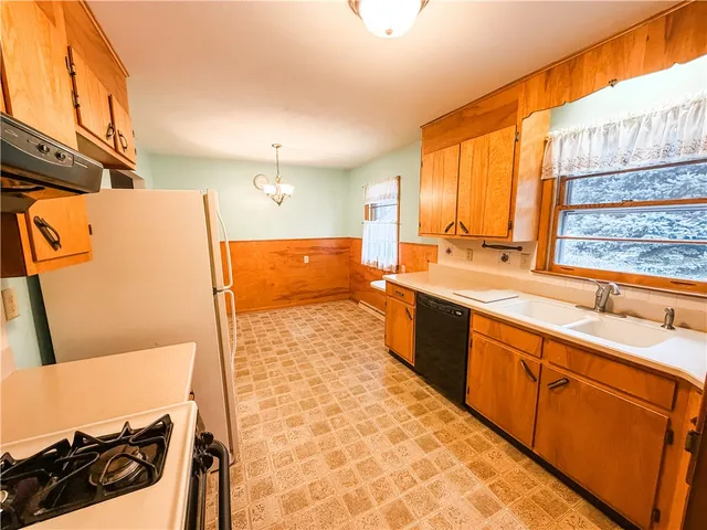 $229,000 | 93 Capitol Street, Auburn, NY 13021