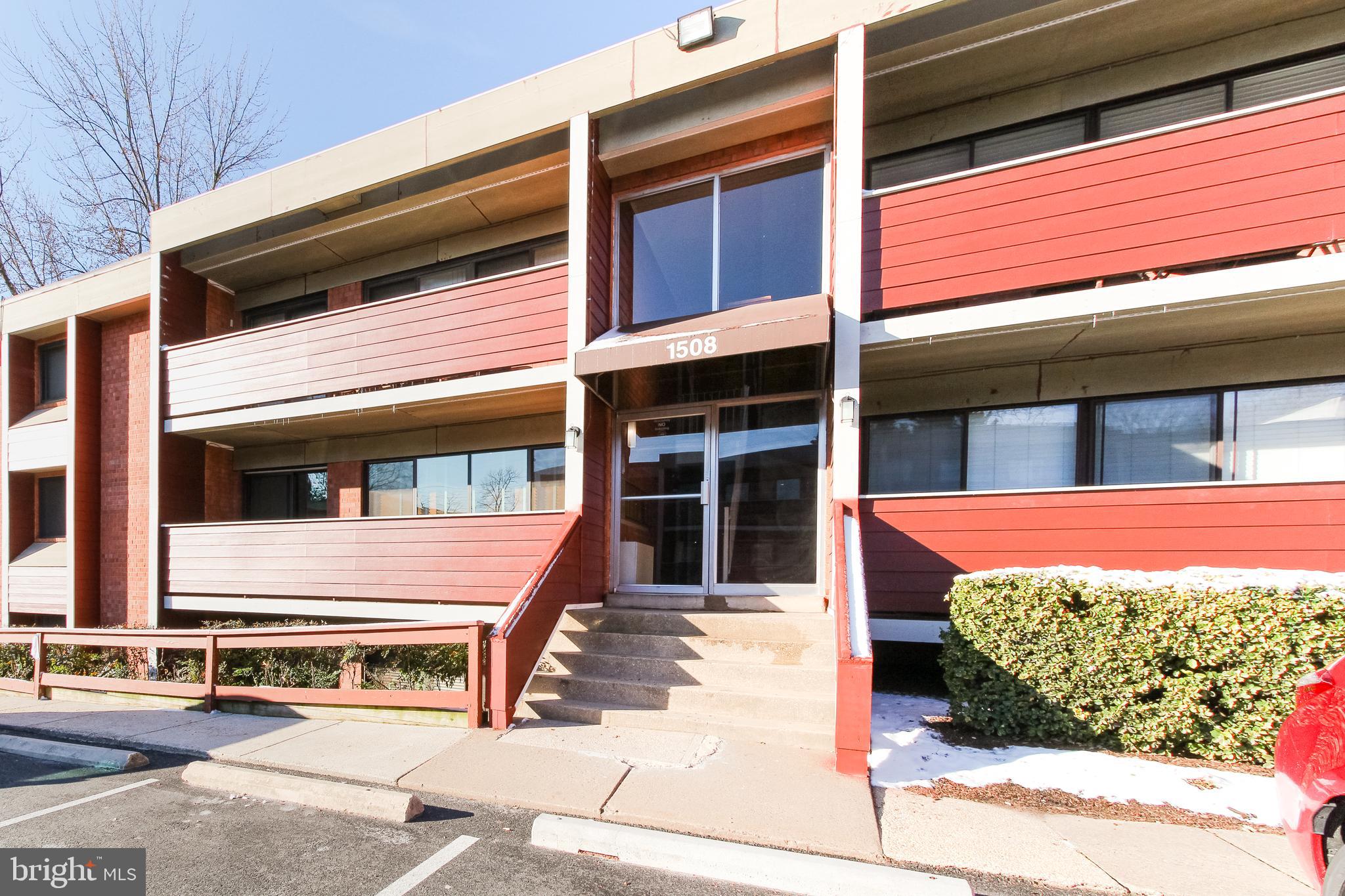 1508 South George Mason Drive, Unit 10 Arlington, VA 22204 - Photo 2 of 25 Front Entrance