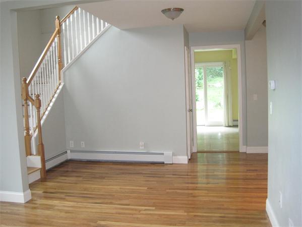 92 Pennybrook Road Lynn, MA 01905 - Photo 3 of 28 Gallery Image 3