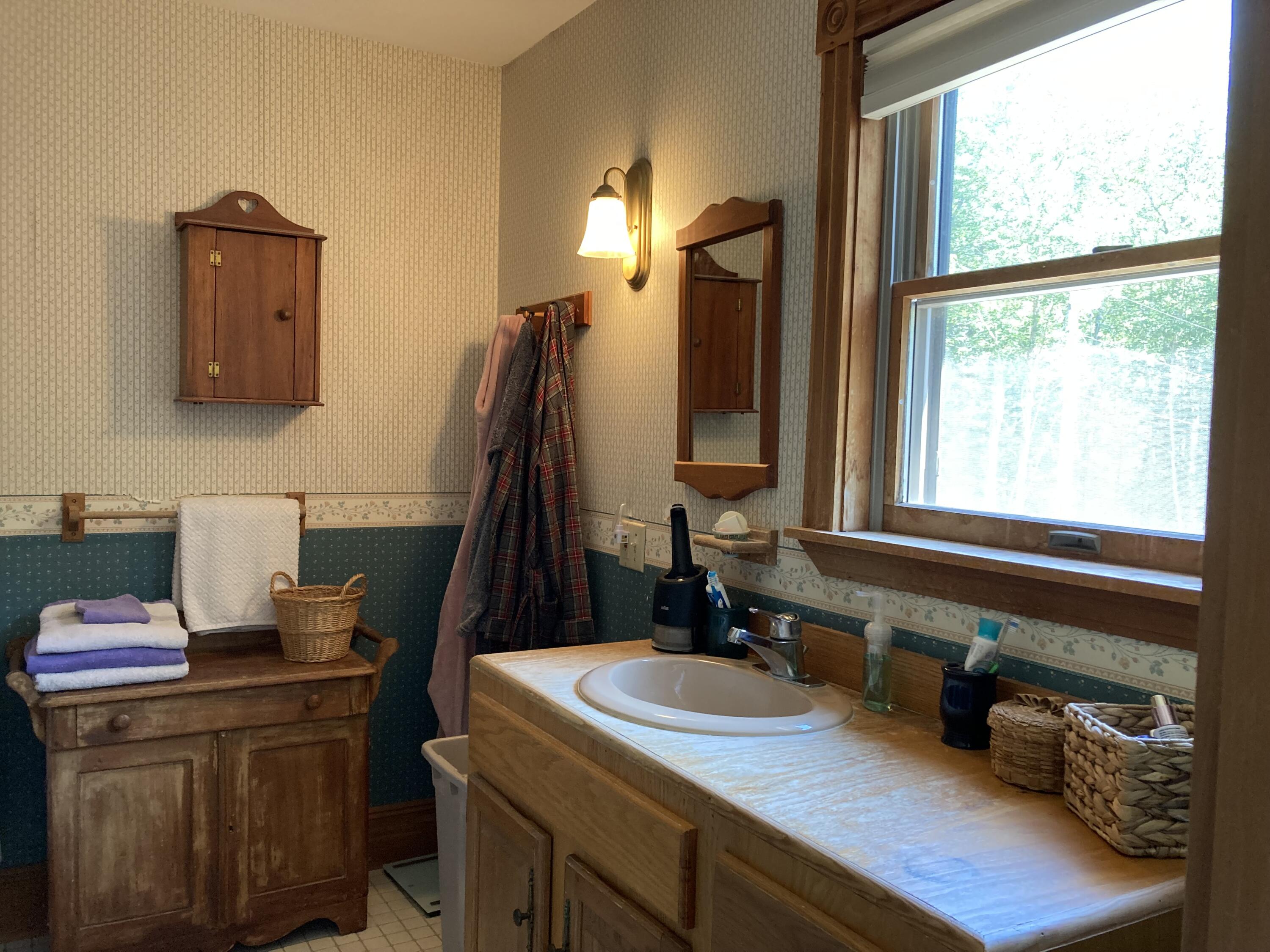 52 Cross Road Hancock, ME 04640 - Photo 25 of 41 Master bath.