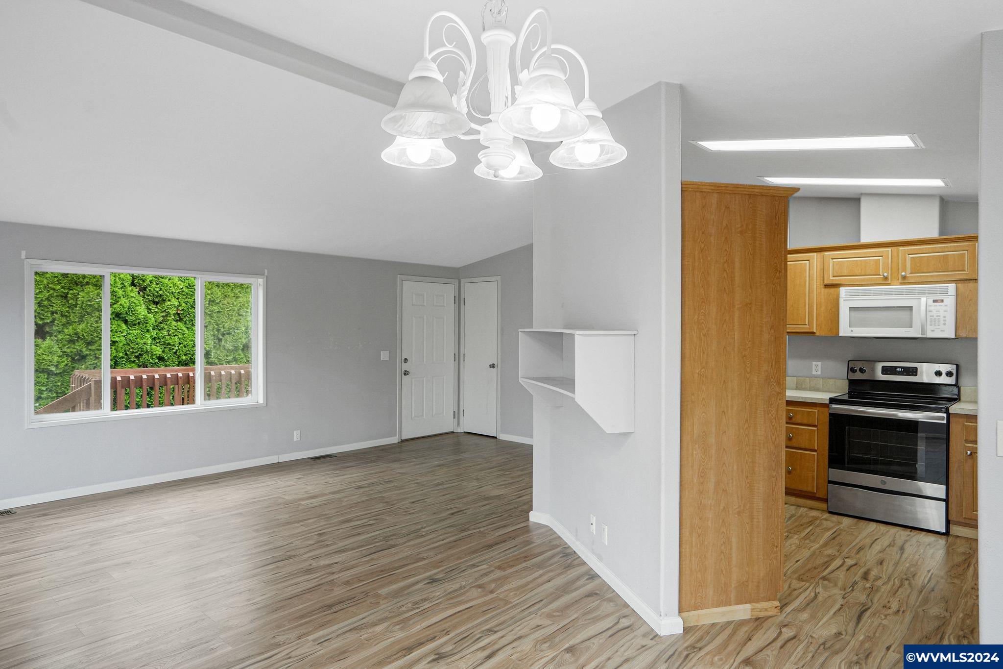 1630 Wallace Road Northwest, Unit 37 Salem, OR 97304 - Photo 14 of 38 Gallery Image 14