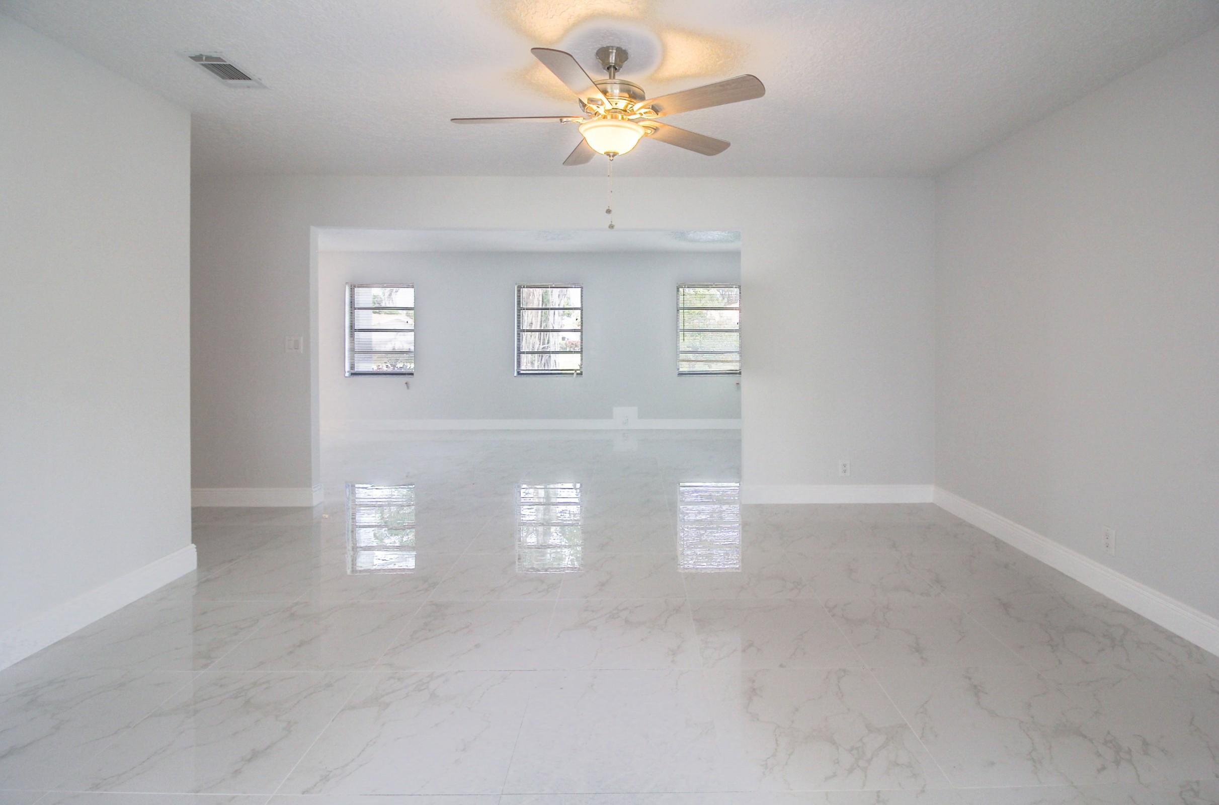 4920 Northwest 3rd Terrace Boca Raton, FL 33431 - Photo 13 of 29 Dining/Living