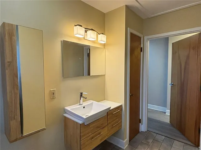 $2,350 | 1289 Creek Street, Penfield, NY 14580