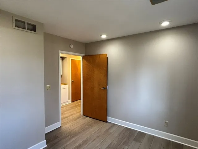 $2,350 | 1289 Creek Street, Penfield, NY 14580