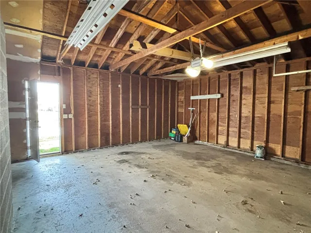 $2,350 | 1289 Creek Street, Penfield, NY 14580