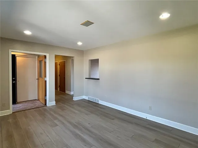 $2,350 | 1289 Creek Street, Penfield, NY 14580