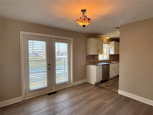 $2,350 | 1289 Creek Street, Penfield, NY 14580