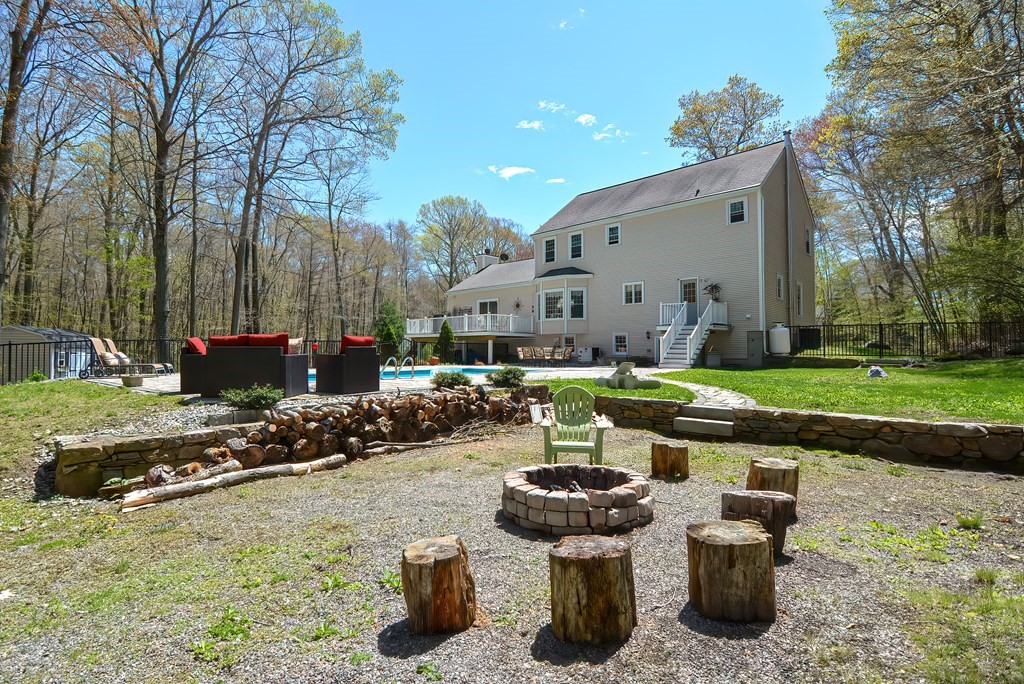 84 Prospect Street Upton, MA 01568 - Photo 40 of 42 Gallery Image 40