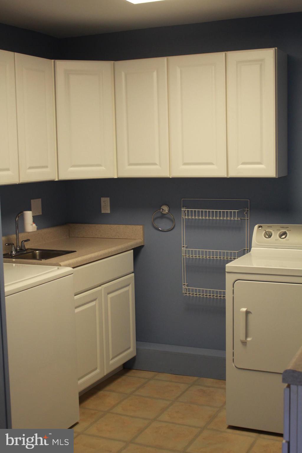 11705 Big Sandy Run Road Lusby, MD 20657 - Photo 27 of 45 Laundry room/Kitchenette