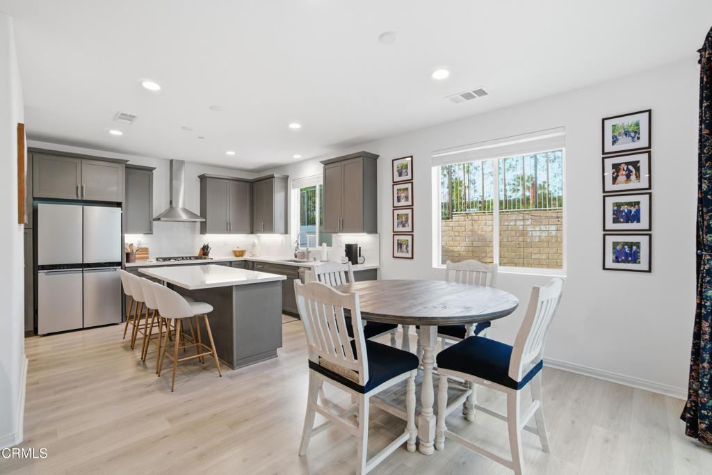 1873 Brittlebush Road Santa Paula, CA 93060 - Photo 11 of 48 Dining Area (1)