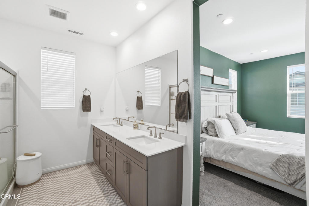 1873 Brittlebush Road Santa Paula, CA 93060 - Photo 19 of 48 Bathroom (2)