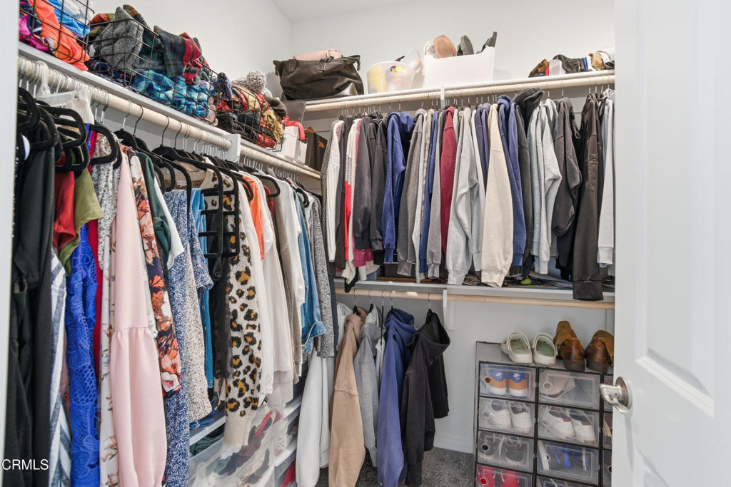 1873 Brittlebush Road Santa Paula, CA 93060 - Photo 21 of 47 Closet