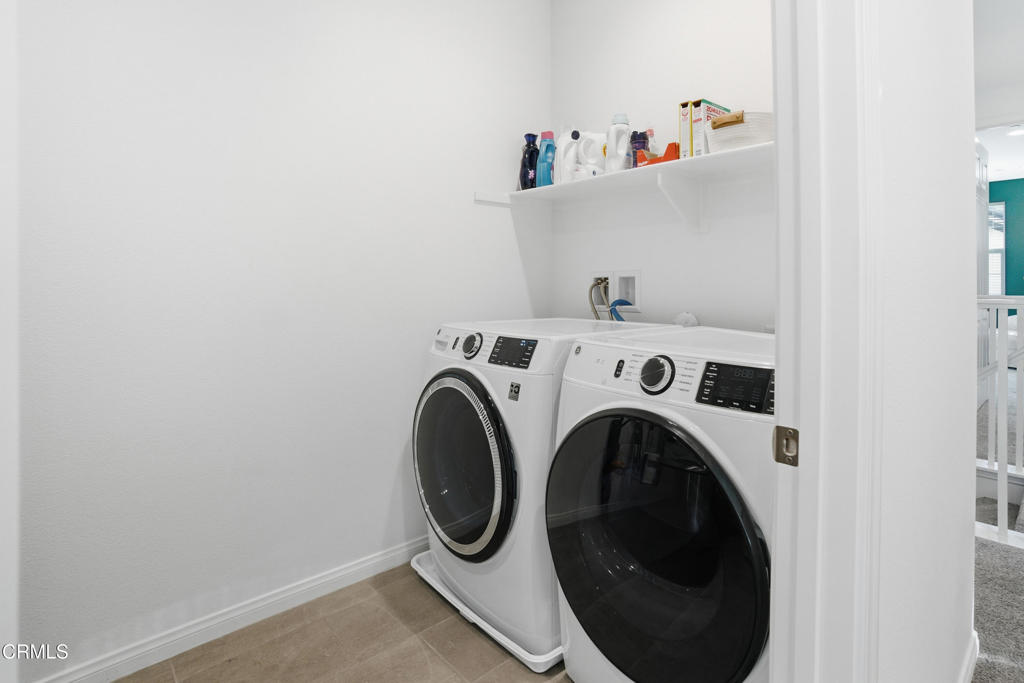 1873 Brittlebush Road Santa Paula, CA 93060 - Photo 23 of 48 Laundry
