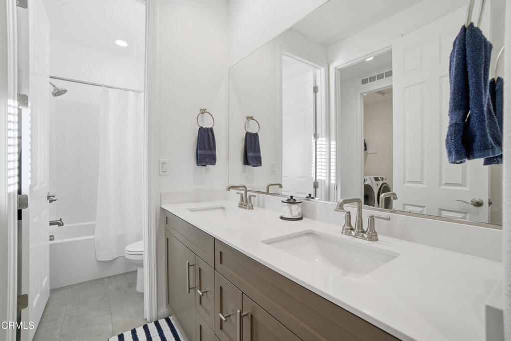 1873 Brittlebush Road Santa Paula, CA 93060 - Photo 25 of 47 Bathroom (4)