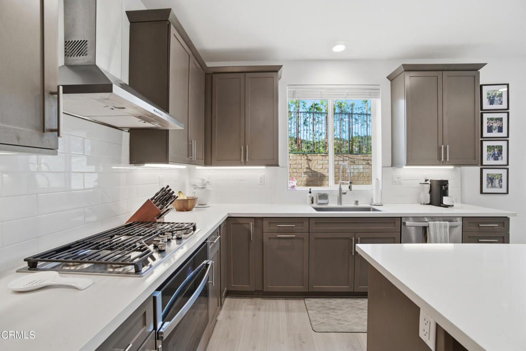 1873 Brittlebush Road Santa Paula, CA 93060 - Photo 10 of 48 Kitchen (3)