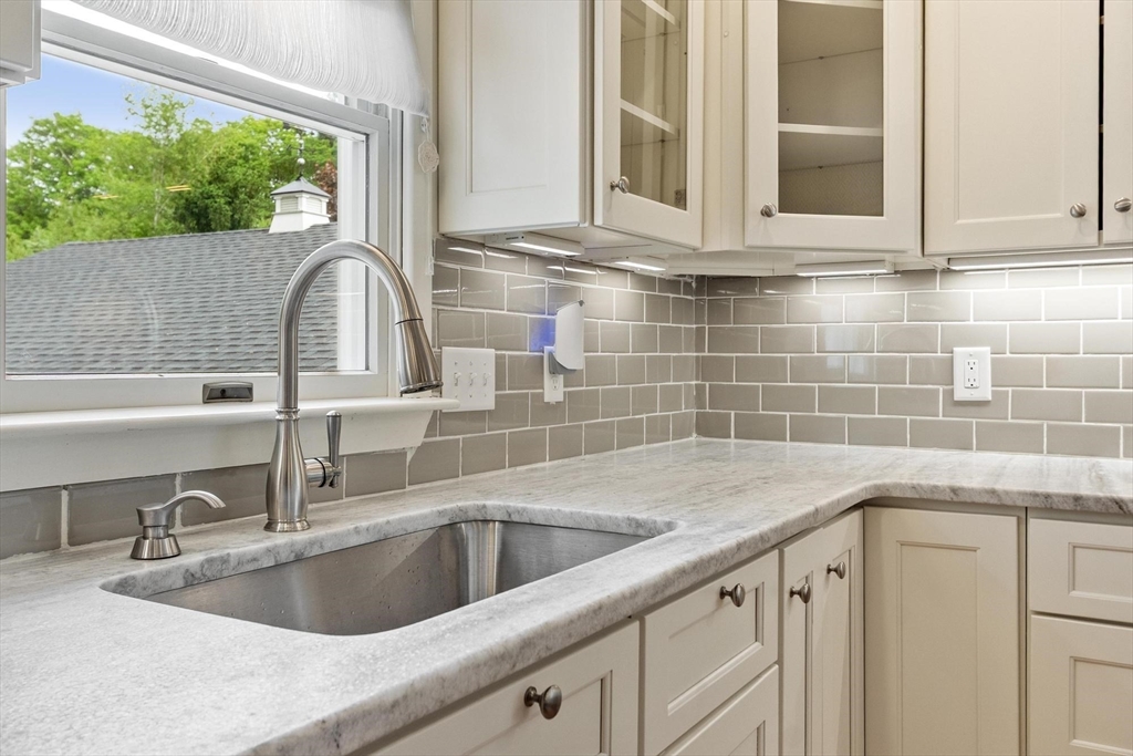 10 East Road Westminster, MA 01473 - Photo 11 of 42