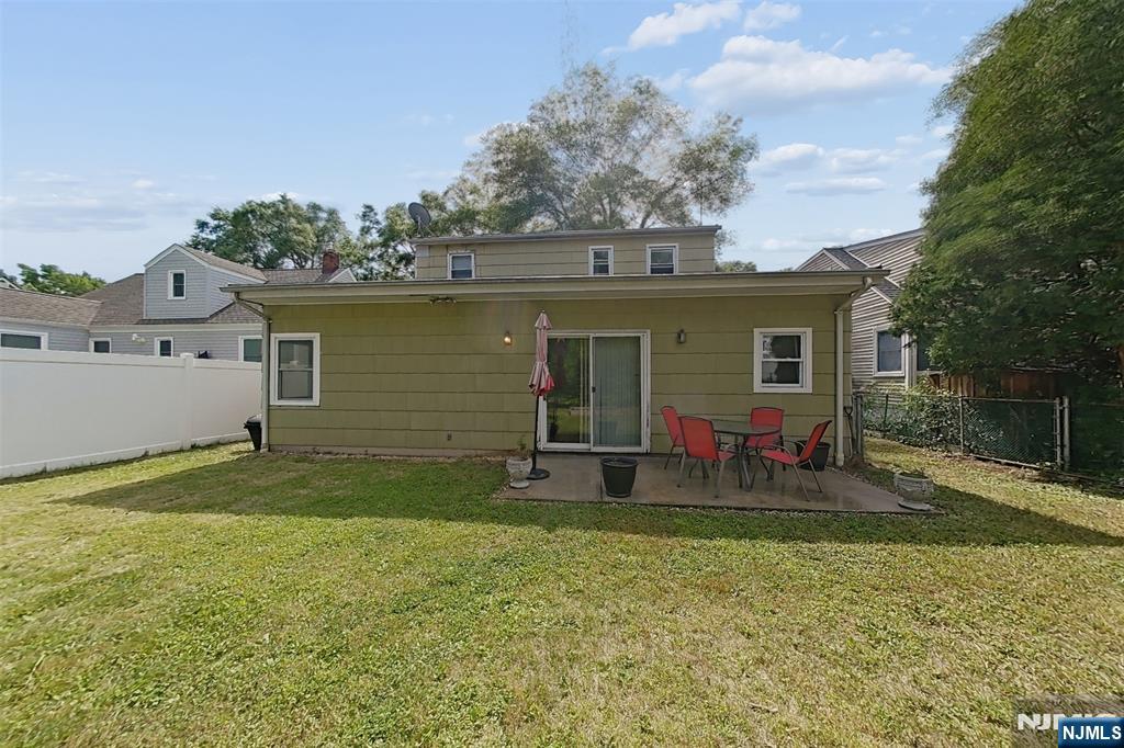 747 Brookside Road Rahway, NJ 07065 - Photo 9 of 40