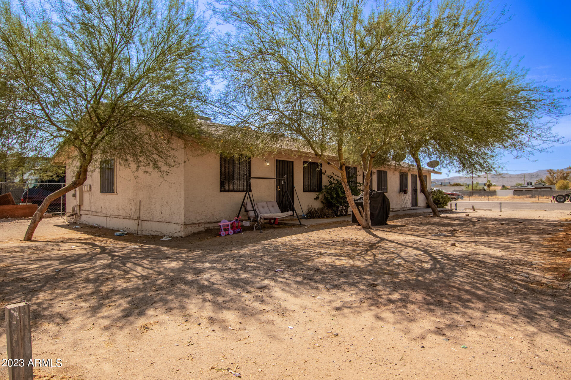 3128 East Chipman Road Phoenix, AZ 85040 - Photo 2 of 4 02 Chipman 3128