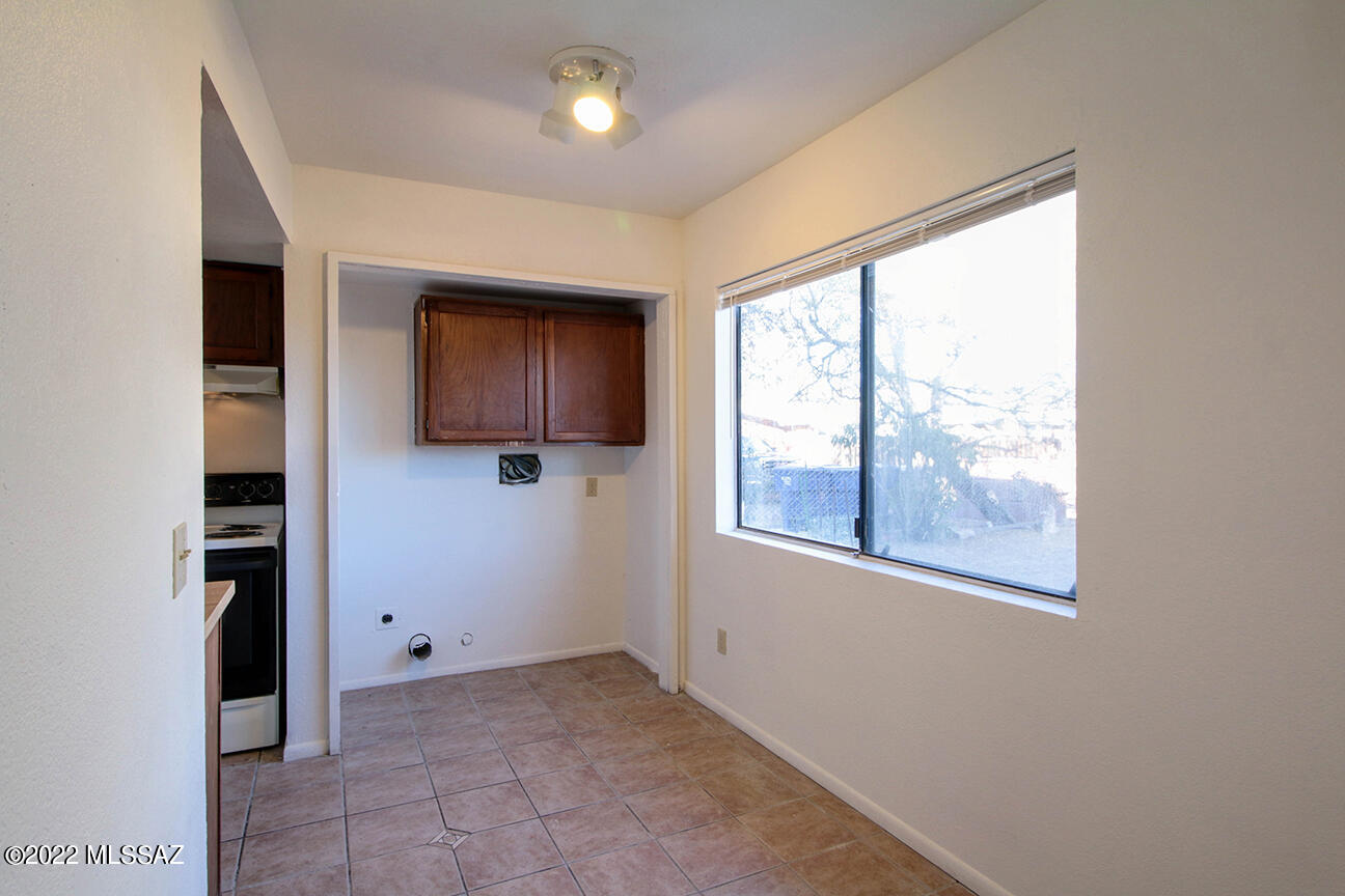 2255 North Ralph Avenue Tucson, AZ 85712 - Photo 4 of 10