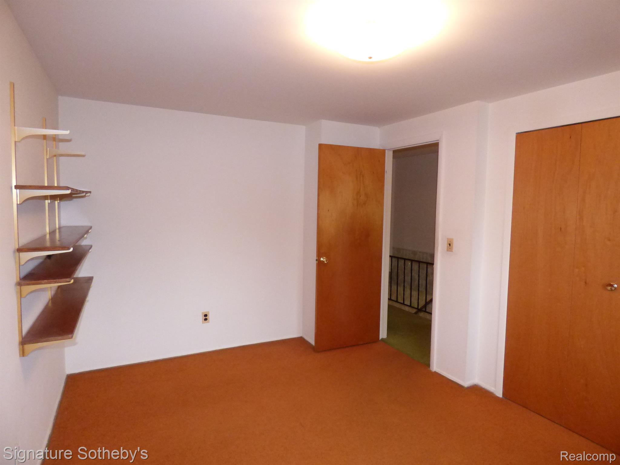 29690 North Rutherland Street Southfield, MI 48076 - Photo 22 of 32 Gallery Image 22