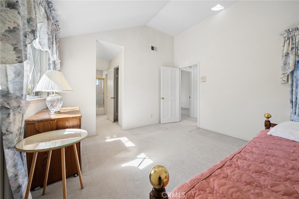 26072 Charing Cross Road Valencia, CA 91355 - Photo 89 of 105