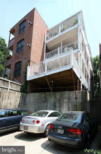 2017 Kalorama Road Northwest, Unit 2 Washington, DC 20009 - Photo 4 of 22 Exterior (Rear)