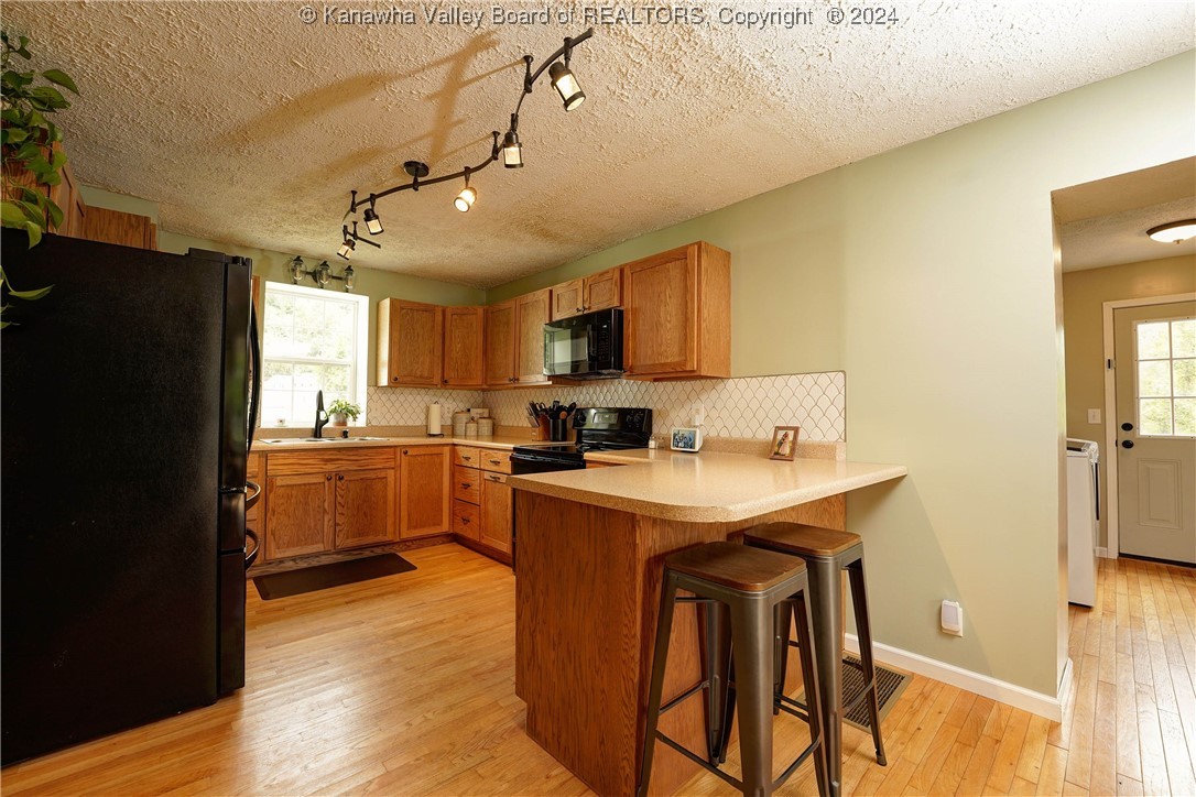 4682 Green Valley Road Huntington, WV 25701 - Photo 15 of 37 Gallery Image 15