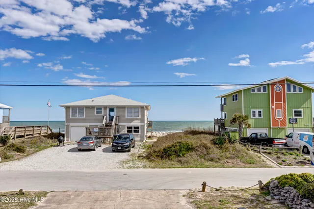 $2,250 | 1013 North Shore Drive, Surf City, NC 28445