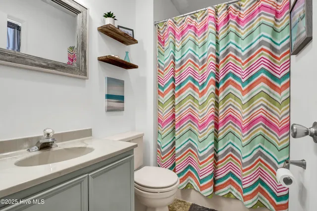 $2,250 | 1013 North Shore Drive, Surf City, NC 28445