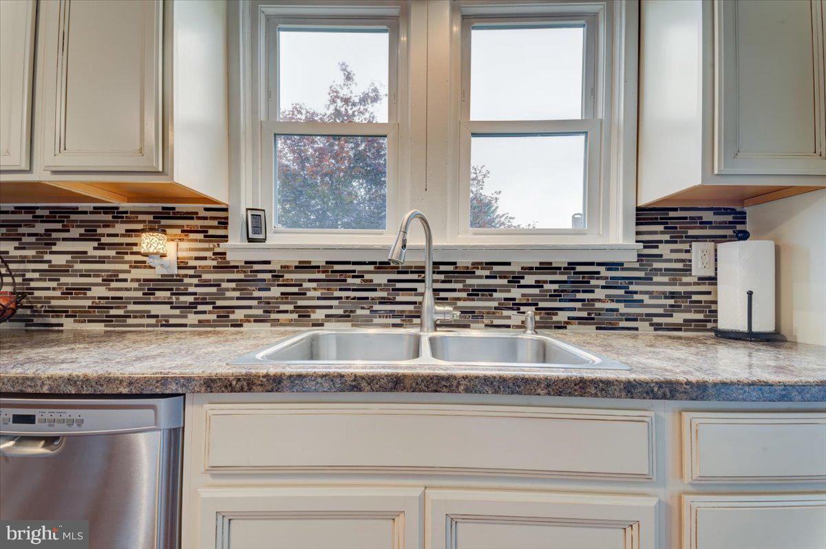 9465 Mentzer Gap Road Waynesboro, PA 17268 - Photo 9 of 56 Gallery Image 9