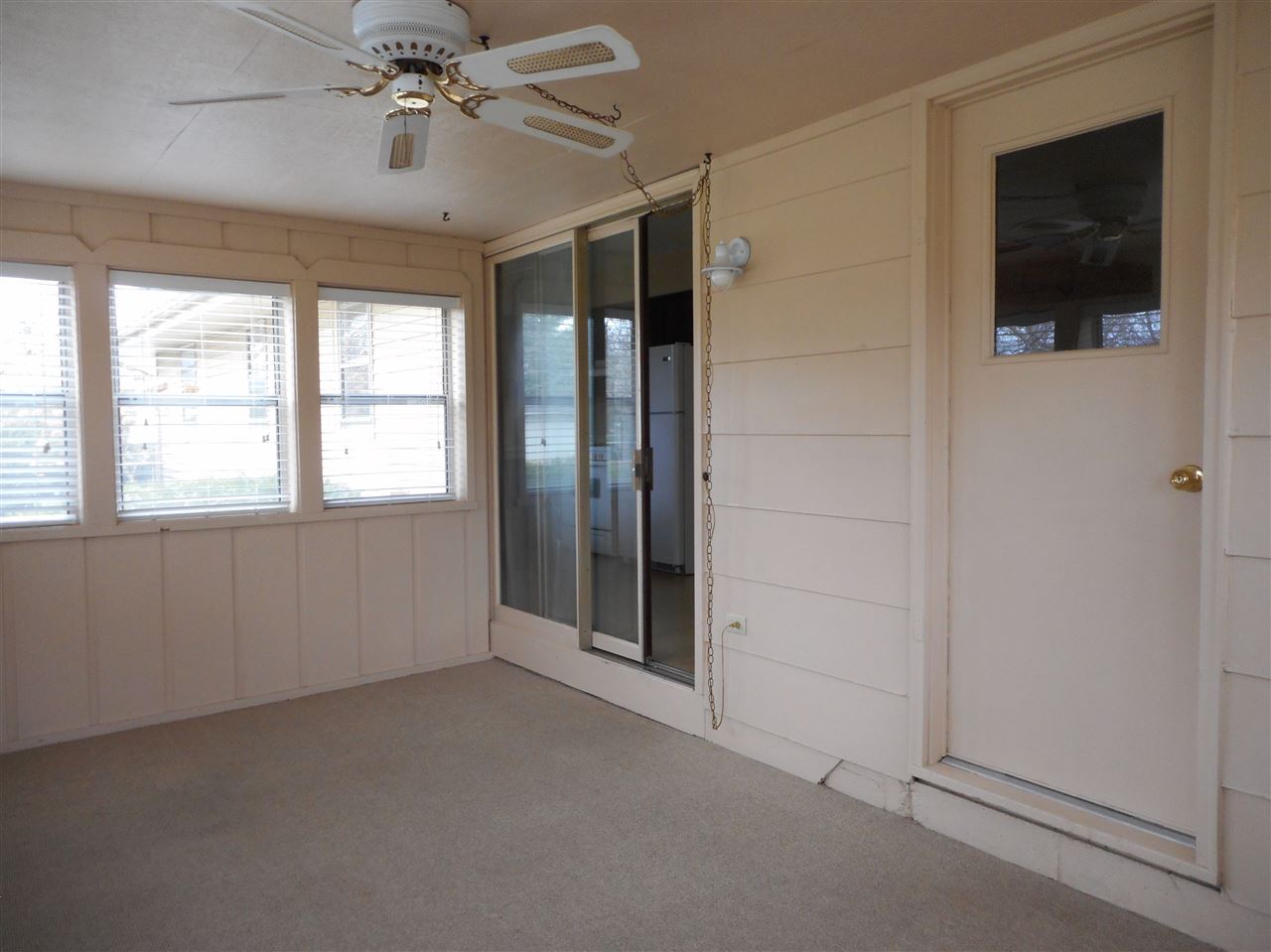 4267 Valerie Road Roscoe, IL 61073 - Photo 17 of 22 Gallery Image 17