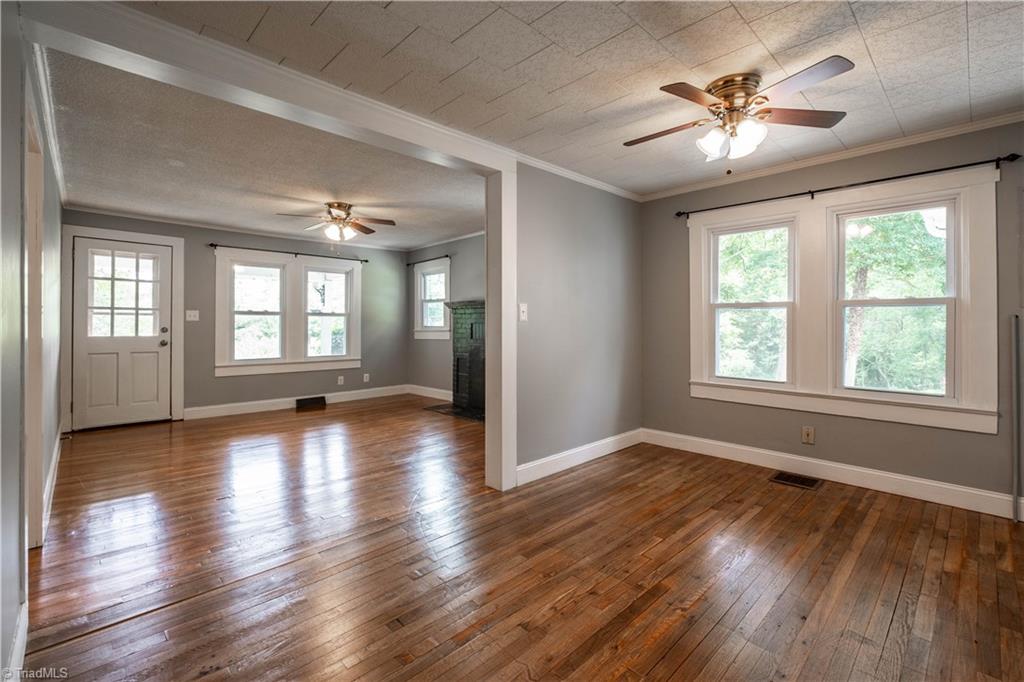 337 East Carter Mill Road Elkin, NC 28621 - Photo 5 of 17 Home features hardwood floors.