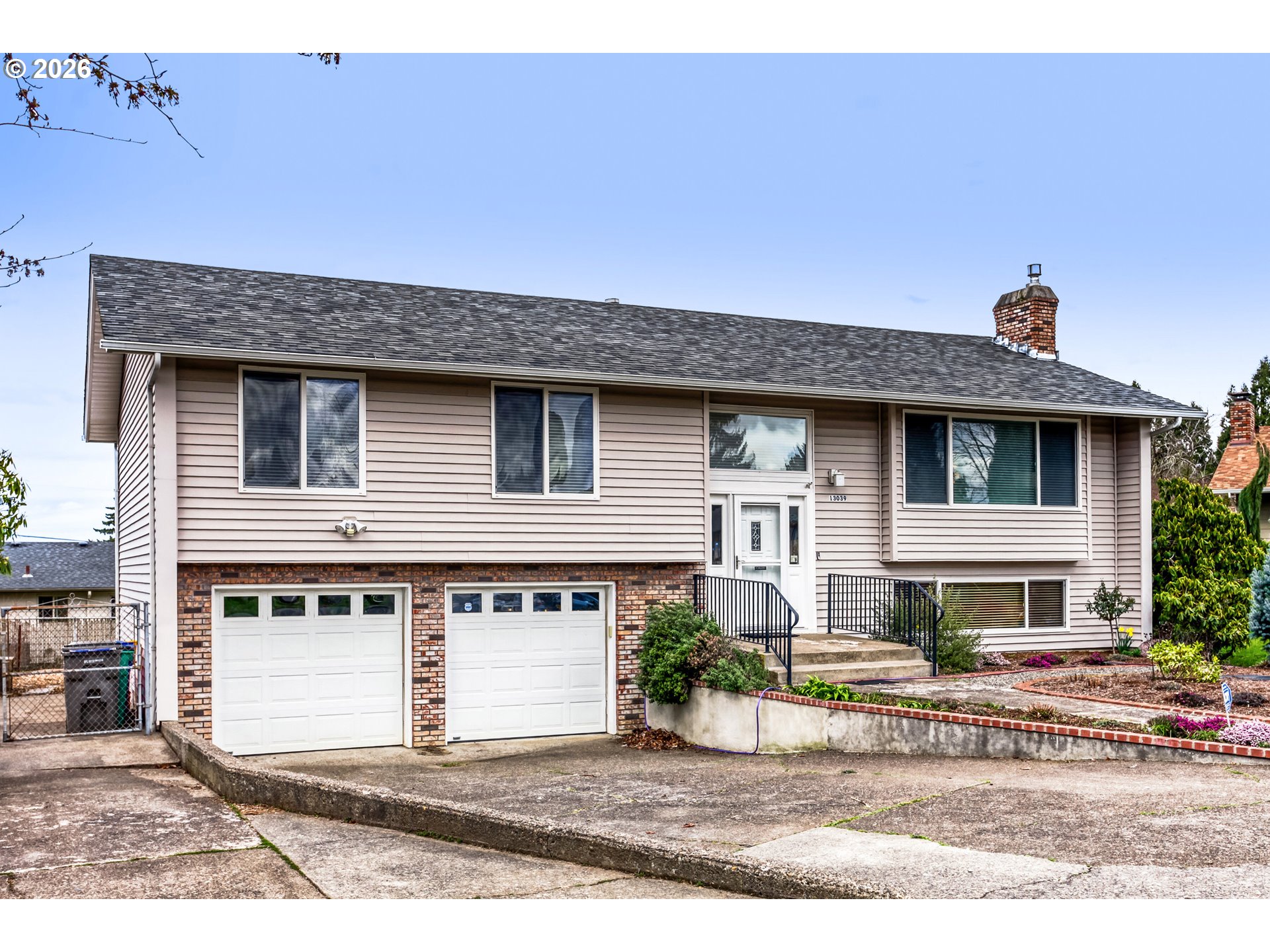 13039 Northeast Morris Street Portland, OR 97230 - Photo 2 of 48