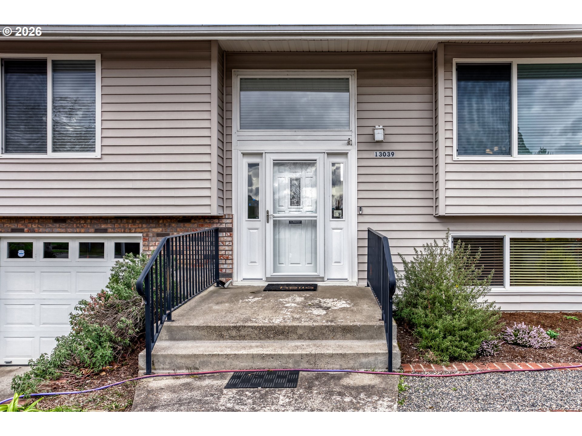 13039 Northeast Morris Street Portland, OR 97230 - Photo 3 of 48