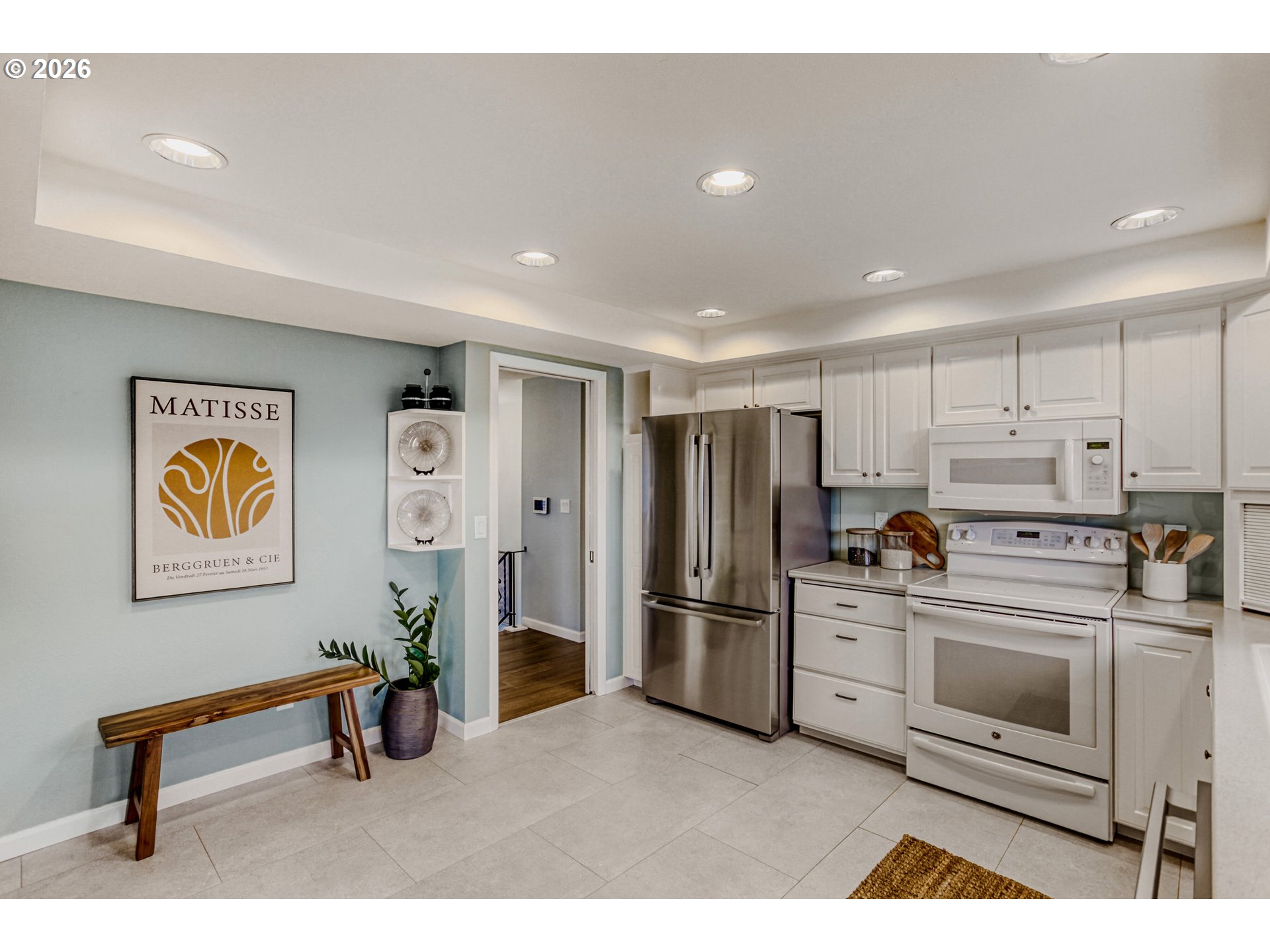 13039 Northeast Morris Street Portland, OR 97230 - Photo 10 of 48