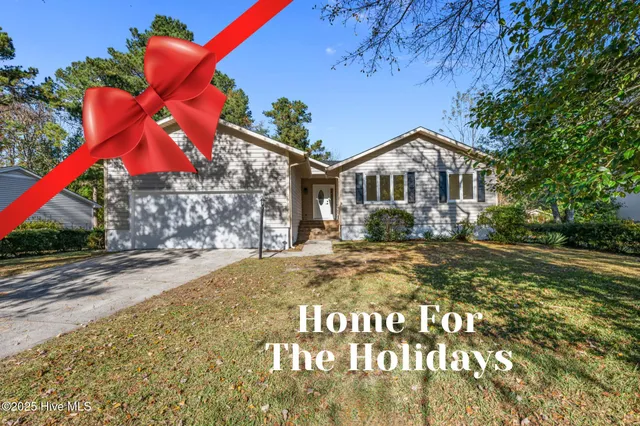 $342,000 | 309 Channel Run Drive, New Bern, NC 28562