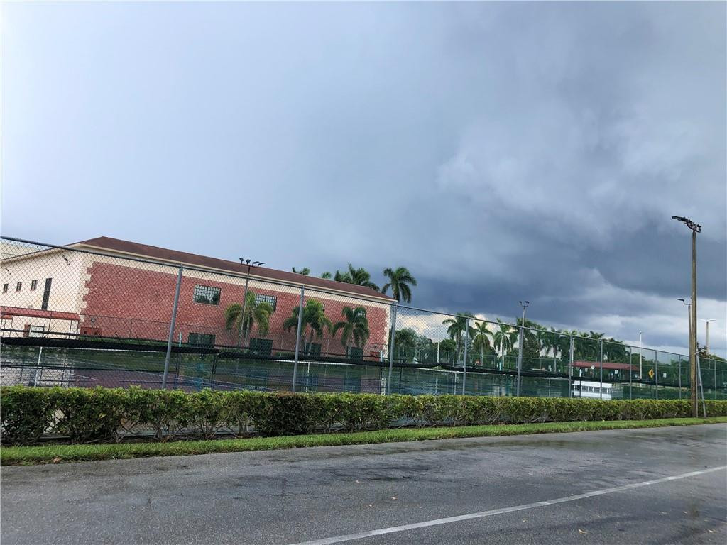 1024 Hythe B, Unit 1024 Boca Raton, FL 33434 - Photo 38 of 41 Photo 38