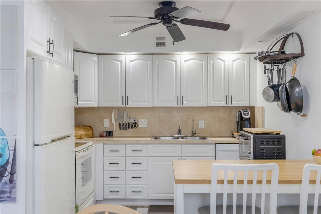 1024 Hythe B, Unit 1024 Boca Raton, FL 33434 - Photo 8 of 41 Photo 8