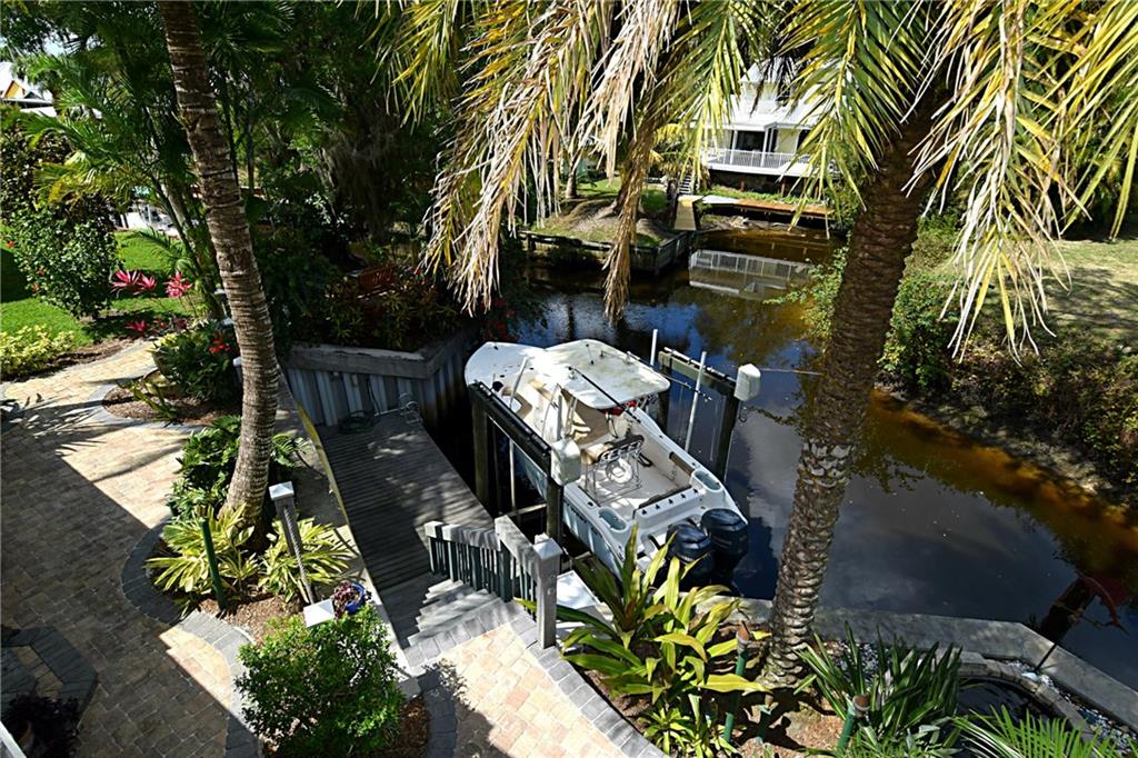 541 Southwest Timber Trail Stuart, FL 34997 - Photo 20 of 36 Gallery Image 20