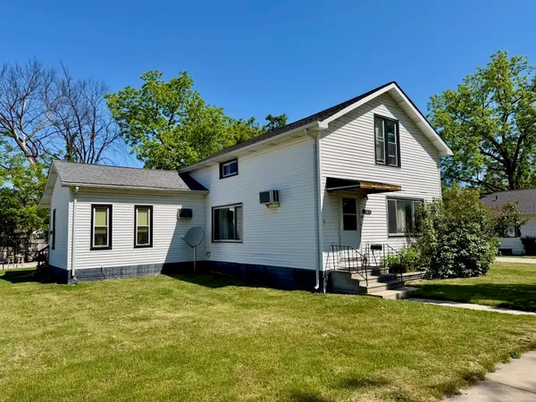 $89,900 | 1404 Monroe Street, Saginaw, MI 48602