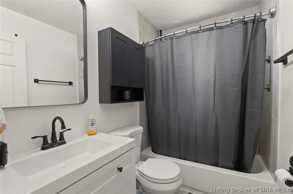 $199,900 | 2924 Linda Drive, New Albany, IN 47150