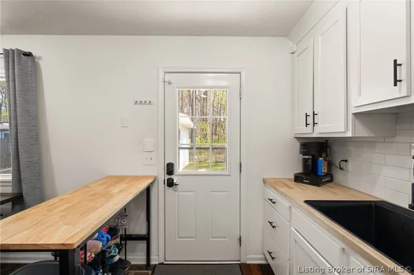 $199,900 | 2924 Linda Drive, New Albany, IN 47150