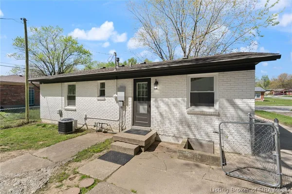 $199,900 | 2924 Linda Drive, New Albany, IN 47150