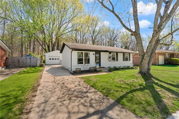 $199,900 | 2924 Linda Drive, New Albany, IN 47150