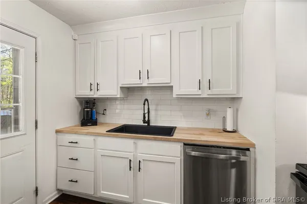 $199,900 | 2924 Linda Drive, New Albany, IN 47150