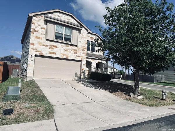 $1,925 | 7102 Hibiscus Falls, San Antonio, TX 78218
