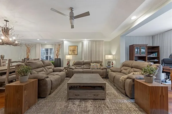 $5,500 | 3510 54th Drive West, Unit 103, Bradenton, FL 34210