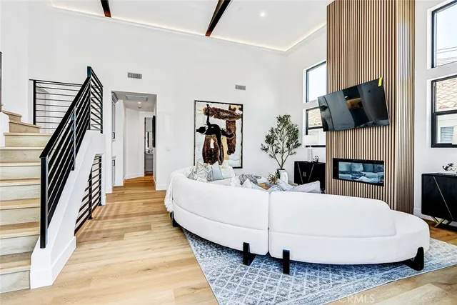 $1,749,999 | 2604 Grant Avenue, Unit A, Redondo Beach, CA 90278